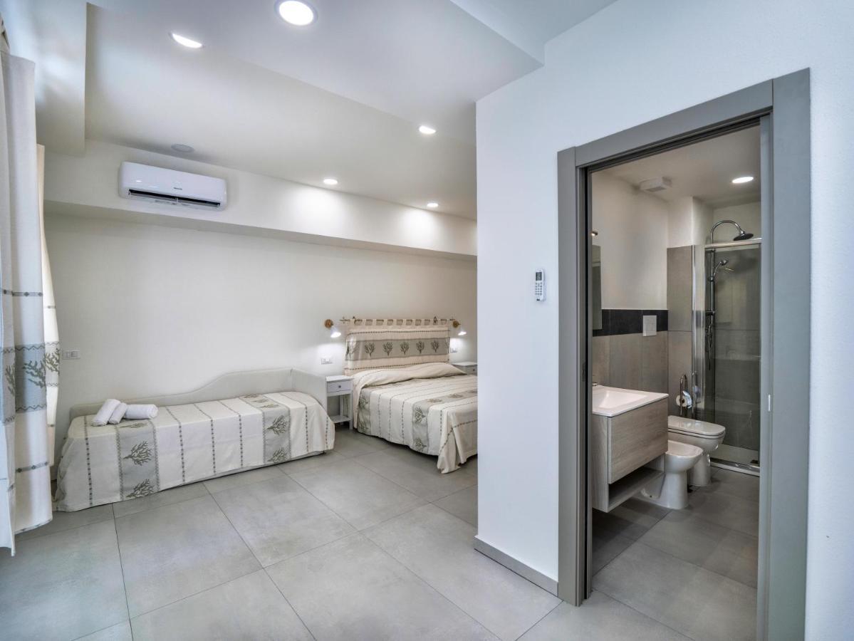 Aldo Moro Rooms Olbia Exterior foto